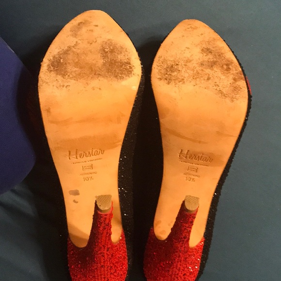 Heels - Picture 4 of 4